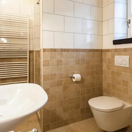 Hotell Blueview Euphrasia 4*